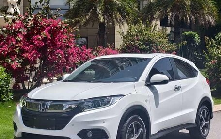 Honda Vezel, 2022 год, 1 589 000 рублей, 1 фотография