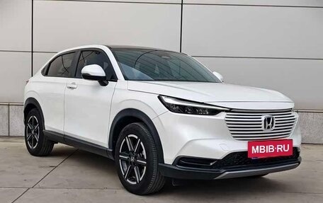 Honda Vezel, 2022 год, 1 931 000 рублей, 3 фотография