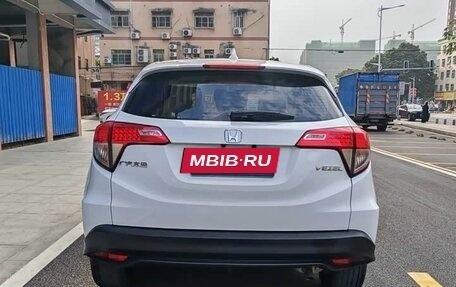 Honda Vezel, 2022 год, 1 584 000 рублей, 4 фотография