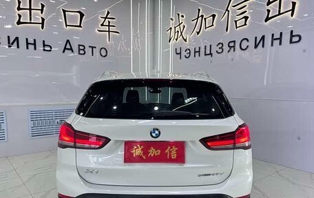 BMW X1, 2022 год, 2 300 000 рублей, 13 фотография