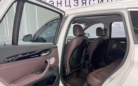 BMW X1, 2022 год, 2 300 000 рублей, 10 фотография