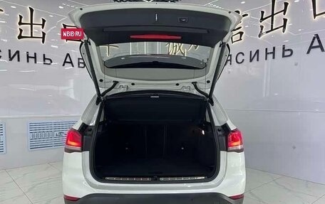 BMW X1, 2022 год, 2 300 000 рублей, 11 фотография