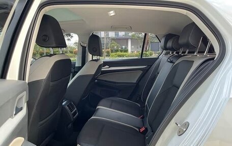 Volkswagen Golf VIII, 2021 год, 1 900 000 рублей, 9 фотография