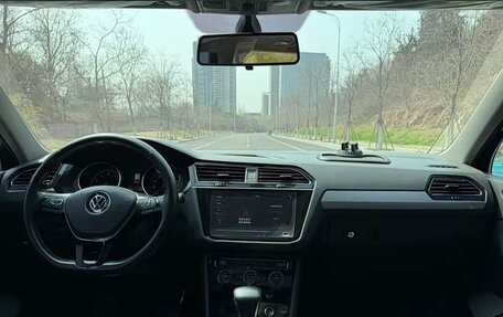 Volkswagen Tiguan II, 2023 год, 2 500 000 рублей, 7 фотография
