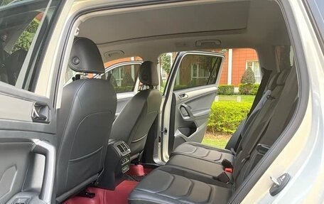 Volkswagen Tiguan II, 2023 год, 2 500 000 рублей, 8 фотография