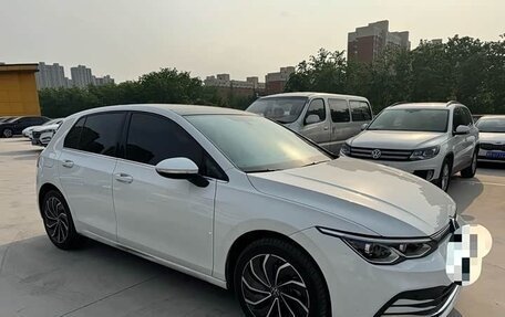 Volkswagen Golf VIII, 2021 год, 1 900 000 рублей, 3 фотография