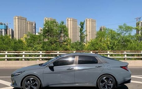 Hyundai Elantra, 2022 год, 1 270 000 рублей, 4 фотография