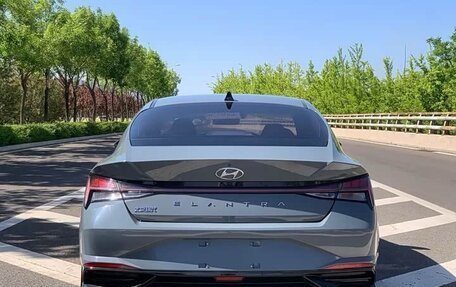 Hyundai Elantra, 2022 год, 1 270 000 рублей, 6 фотография