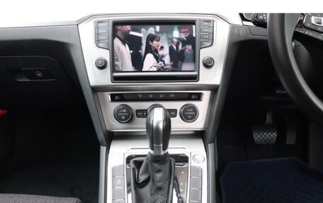 Volkswagen Passat B8 рестайлинг, 2015 год, 1 140 010 рублей, 9 фотография