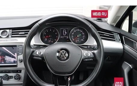 Volkswagen Passat B8 рестайлинг, 2015 год, 1 140 010 рублей, 10 фотография