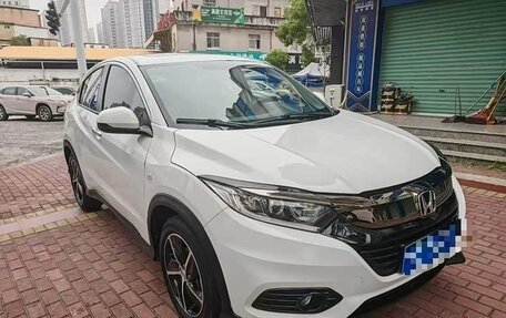 Honda Vezel, 2022 год, 1 594 000 рублей, 3 фотография