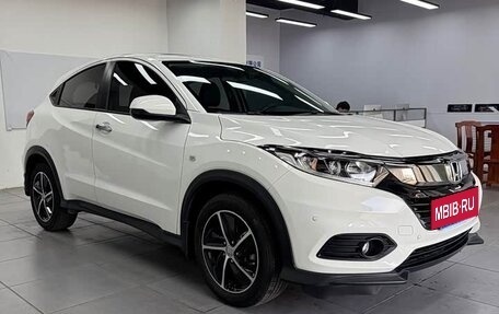 Honda Vezel, 2022 год, 1 524 000 рублей, 3 фотография