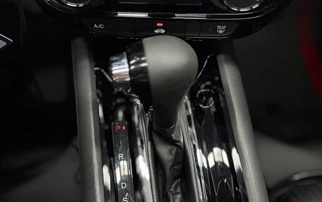 Honda Vezel, 2022 год, 1 524 000 рублей, 13 фотография