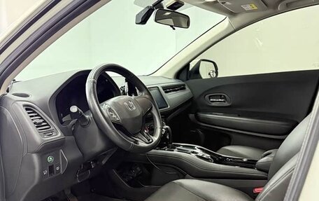 Honda Vezel, 2022 год, 1 524 000 рублей, 7 фотография