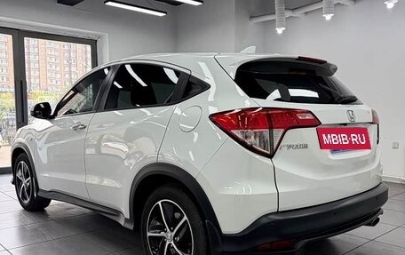 Honda Vezel, 2022 год, 1 524 000 рублей, 6 фотография