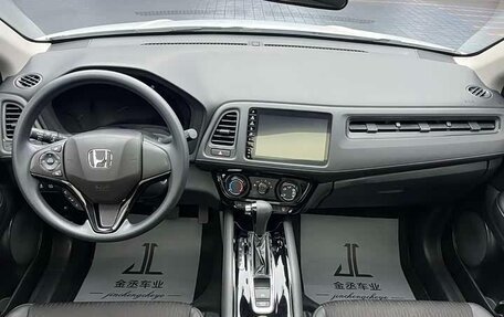 Honda Vezel, 2022 год, 1 519 000 рублей, 9 фотография
