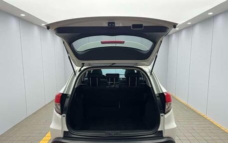 Honda Vezel, 2022 год, 1 519 000 рублей, 16 фотография