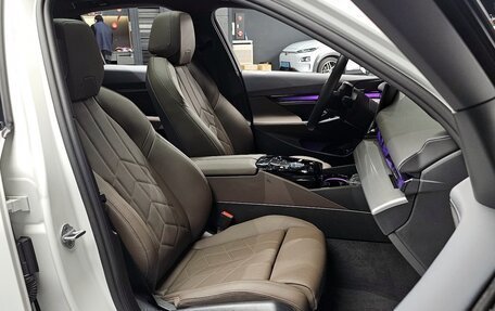 BMW 5 серия, 2025 год, 8 100 000 рублей, 14 фотография