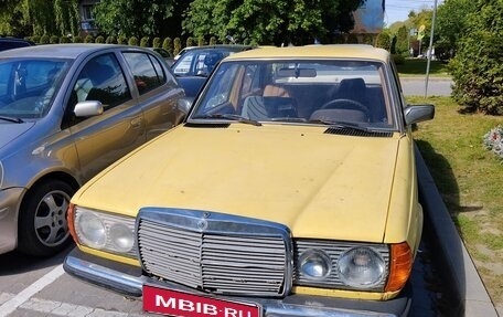 Mercedes-Benz W123, 1981 год, 50 000 рублей, 1 фотография