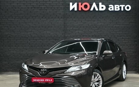 Toyota Camry, 2018 год, 2 945 000 рублей, 1 фотография