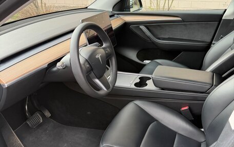 Tesla Model Y I, 2022 год, 3 900 000 рублей, 8 фотография