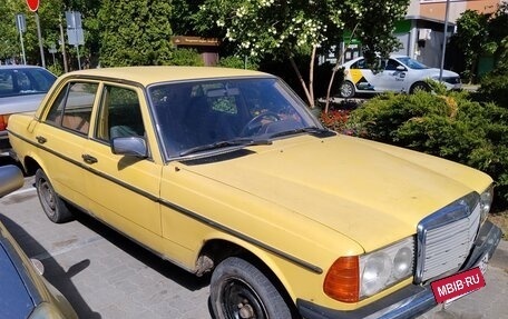 Mercedes-Benz W123, 1981 год, 50 000 рублей, 2 фотография