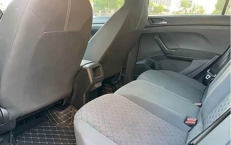 Volkswagen T-Cross I, 2023 год, 1 360 000 рублей, 6 фотография