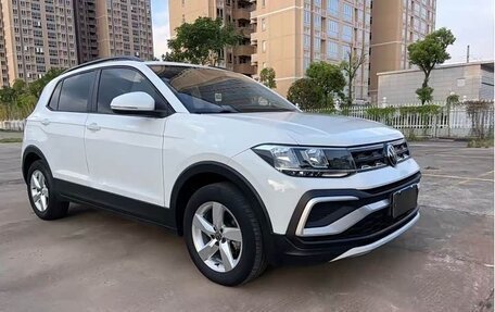 Volkswagen T-Cross I, 2023 год, 1 360 000 рублей, 14 фотография