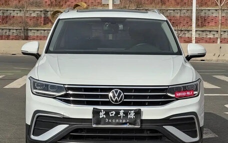 Volkswagen Tiguan II, 2022 год, 2 280 025 рублей, 2 фотография