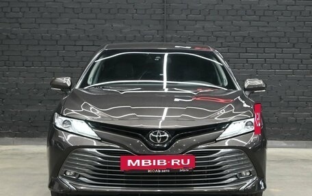 Toyota Camry, 2018 год, 2 945 000 рублей, 2 фотография