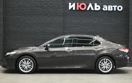 Toyota Camry, 2018 год, 2 945 000 рублей, 6 фотография