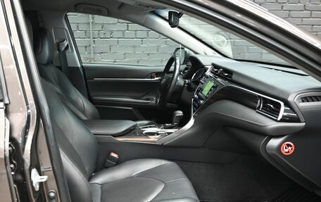 Toyota Camry, 2018 год, 2 945 000 рублей, 9 фотография