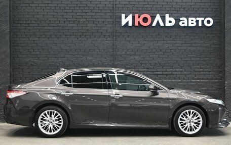 Toyota Camry, 2018 год, 2 945 000 рублей, 7 фотография