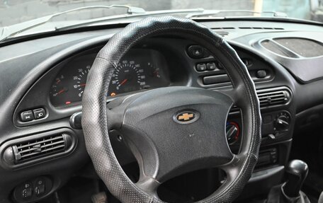Chevrolet Niva I рестайлинг, 2004 год, 330 000 рублей, 6 фотография