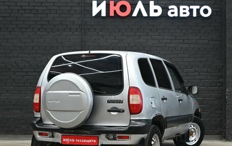 Chevrolet Niva I рестайлинг, 2004 год, 330 000 рублей, 4 фотография