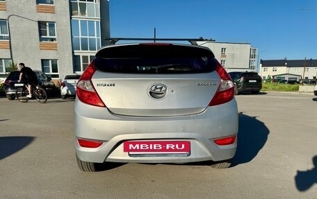 Hyundai Solaris II рестайлинг, 2012 год, 830 000 рублей, 5 фотография