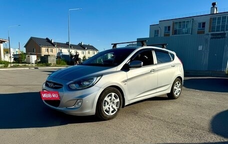 Hyundai Solaris II рестайлинг, 2012 год, 830 000 рублей, 3 фотография