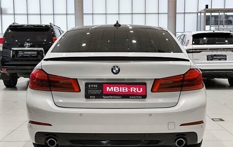 BMW 5 серия, 2017 год, 2 450 000 рублей, 6 фотография