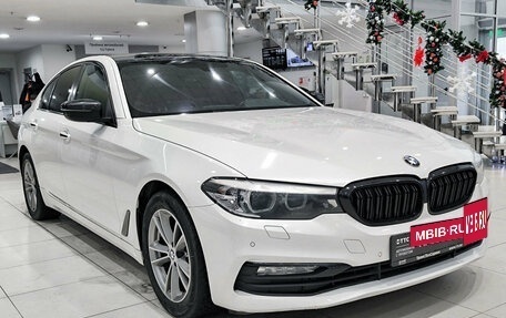 BMW 5 серия, 2017 год, 2 450 000 рублей, 3 фотография