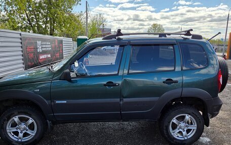 Chevrolet Niva I рестайлинг, 2009 год, 495 000 рублей, 4 фотография