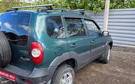 Chevrolet Niva I рестайлинг, 2009 год, 495 000 рублей, 6 фотография