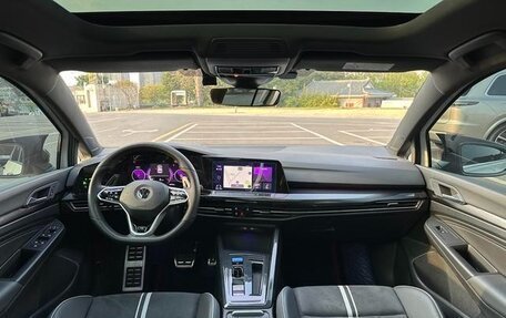 Volkswagen Golf VIII, 2022 год, 1 599 003 рублей, 9 фотография