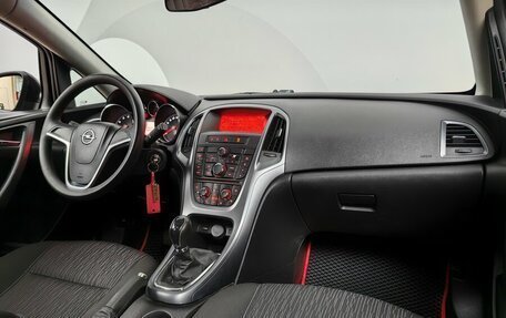 Opel Astra J, 2013 год, 675 000 рублей, 13 фотография