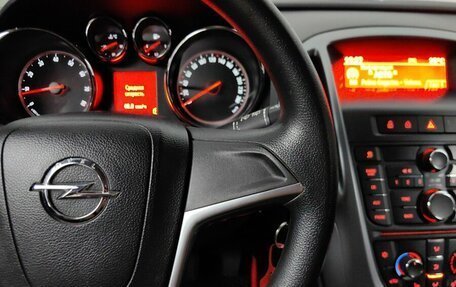 Opel Astra J, 2013 год, 675 000 рублей, 18 фотография