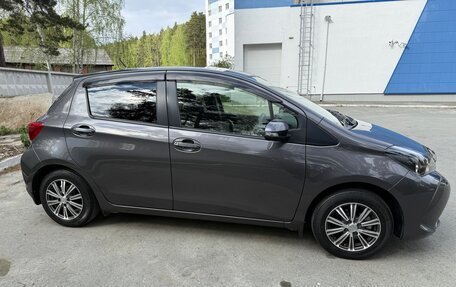 Toyota Vitz, 2016 год, 940 000 рублей, 4 фотография