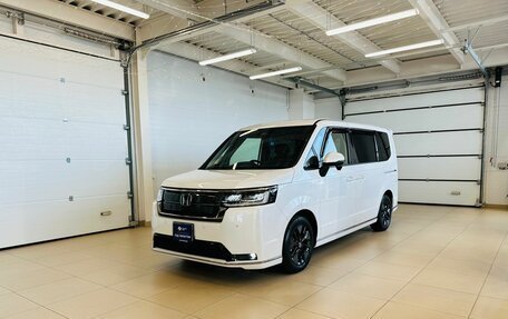Honda Stepwgn, 2024 год, 3 599 900 рублей, 2 фотография