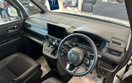 Honda Stepwgn, 2024 год, 3 599 900 рублей, 11 фотография