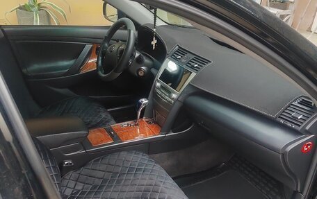 Toyota Camry, 2008 год, 1 150 000 рублей, 6 фотография