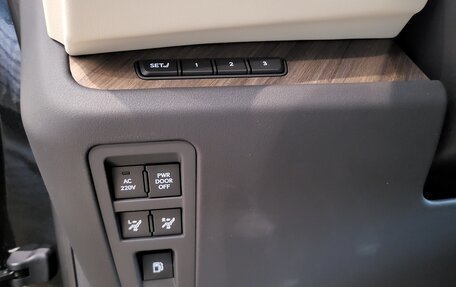 Lexus LM, 2025 год, 17 900 000 рублей, 35 фотография
