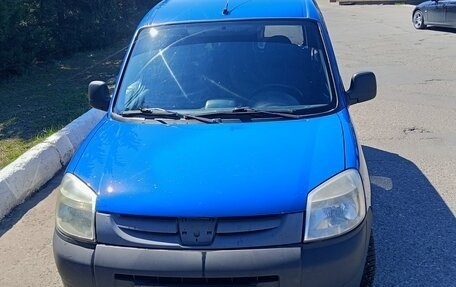 Peugeot Partner II рестайлинг 2, 2010 год, 200 000 рублей, 1 фотография